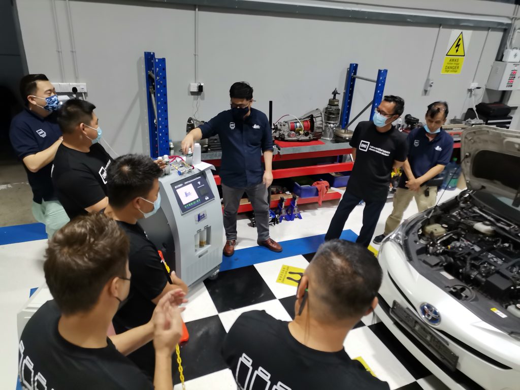 Hybrid/EV Service & Repair IMI(UK) Level 1, 2, 3 Cert KTech Auto